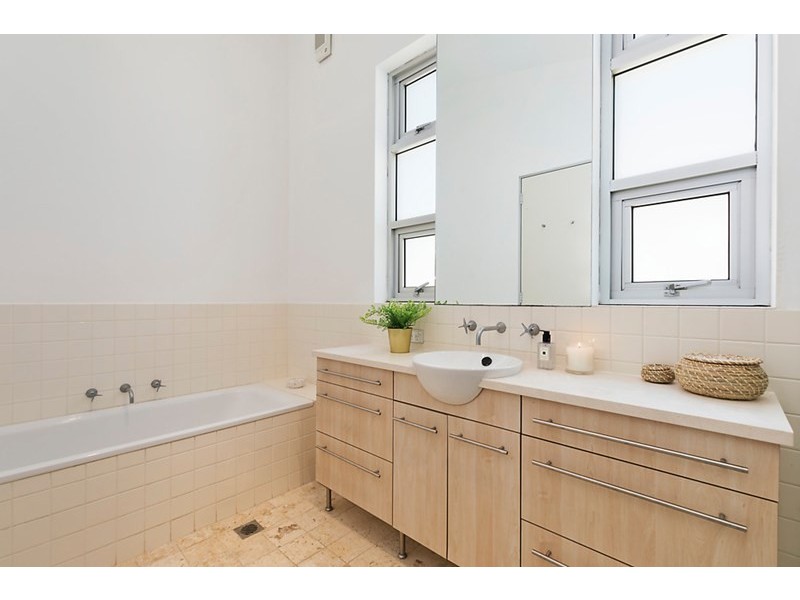 32 Richmond Rd, Seaforth NSW 2092