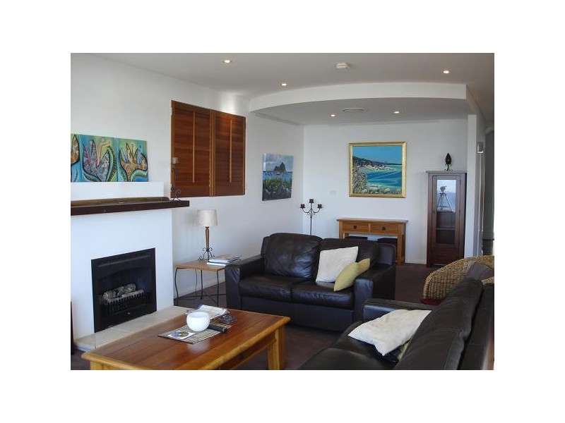 12 Seaview Avenue, Freshwater NSW 2096