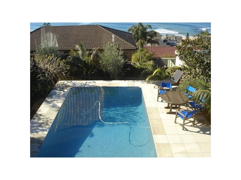 12 Seaview Avenue, Freshwater NSW 2096