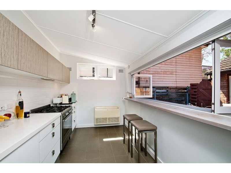 12 MacMillan Street, Seaforth NSW 2092