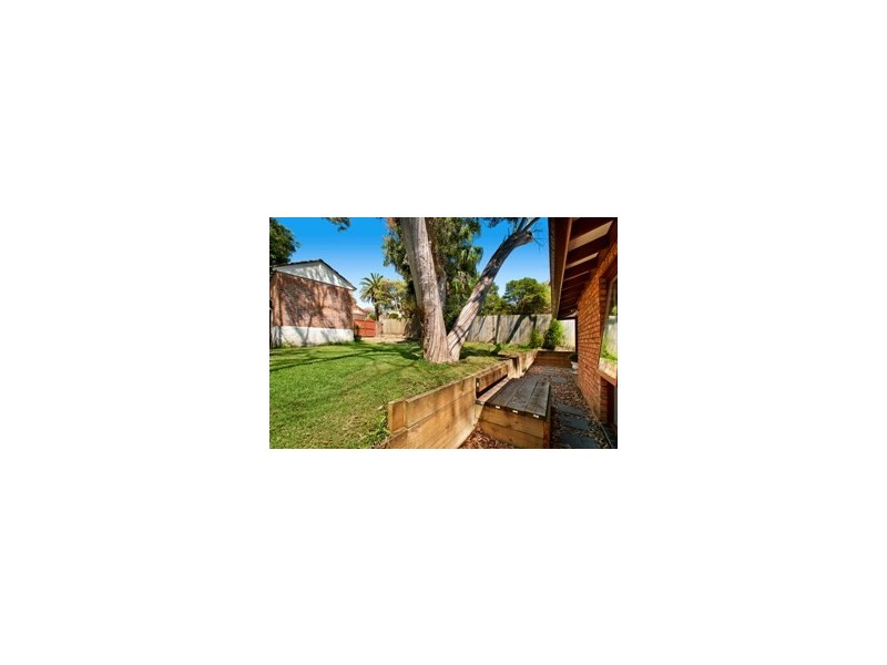 12 MacMillan Street, Seaforth NSW 2092