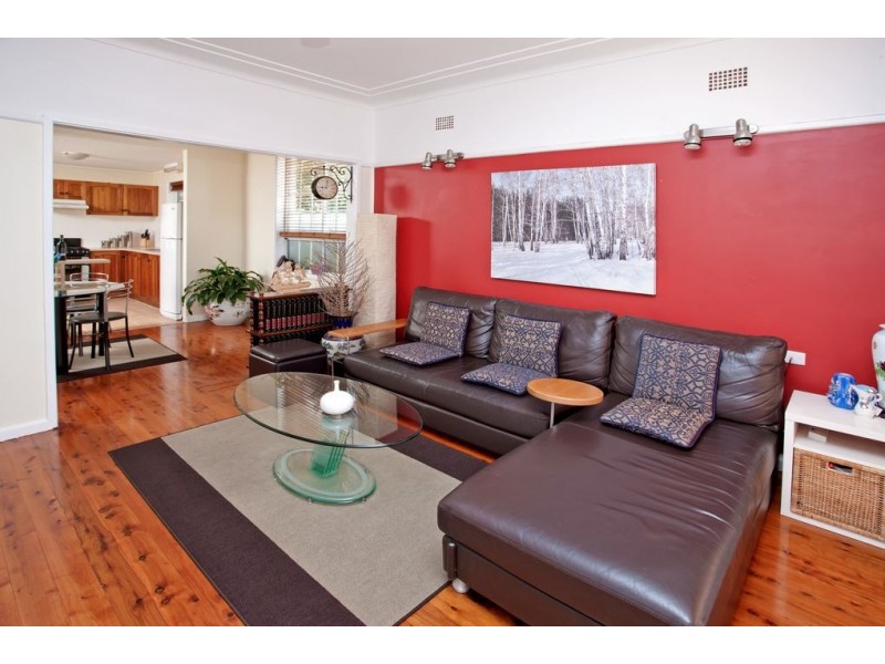 3 Philip Ave, Seaforth NSW 2092