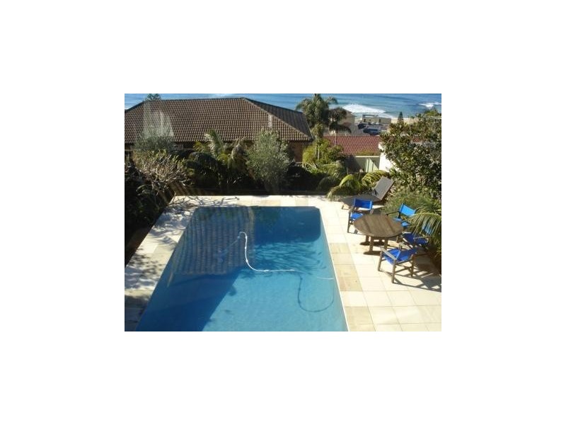 12 Seaview Avenue, Freshwater NSW 2096