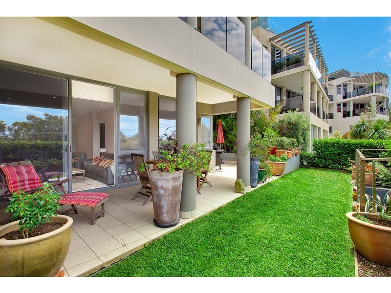 2/67 Pavillion Street, Queenscliff NSW 2096