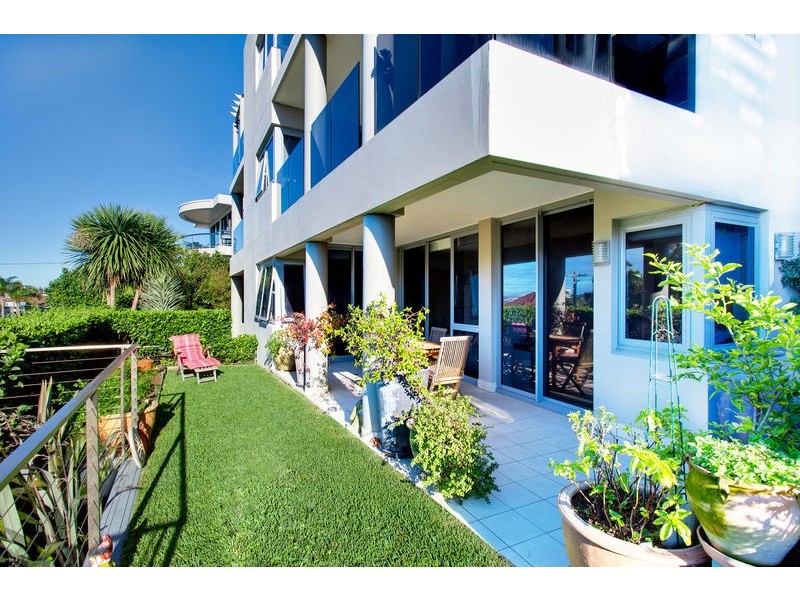 2/67 Pavillion Street, Queenscliff NSW 2096