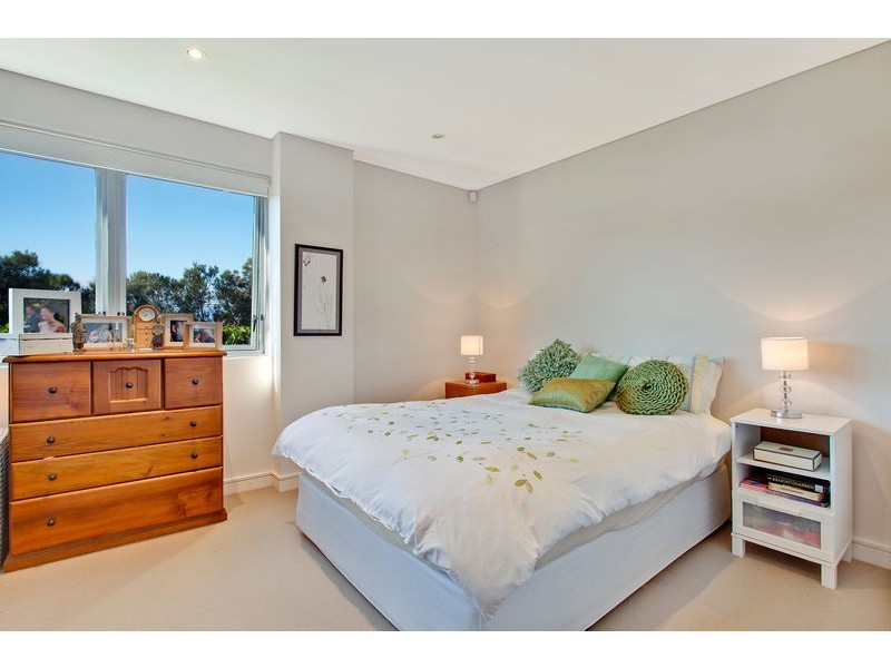 2/67 Pavillion Street, Queenscliff NSW 2096