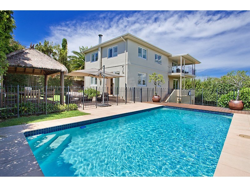 10 Aden Street, Seaforth NSW 2092