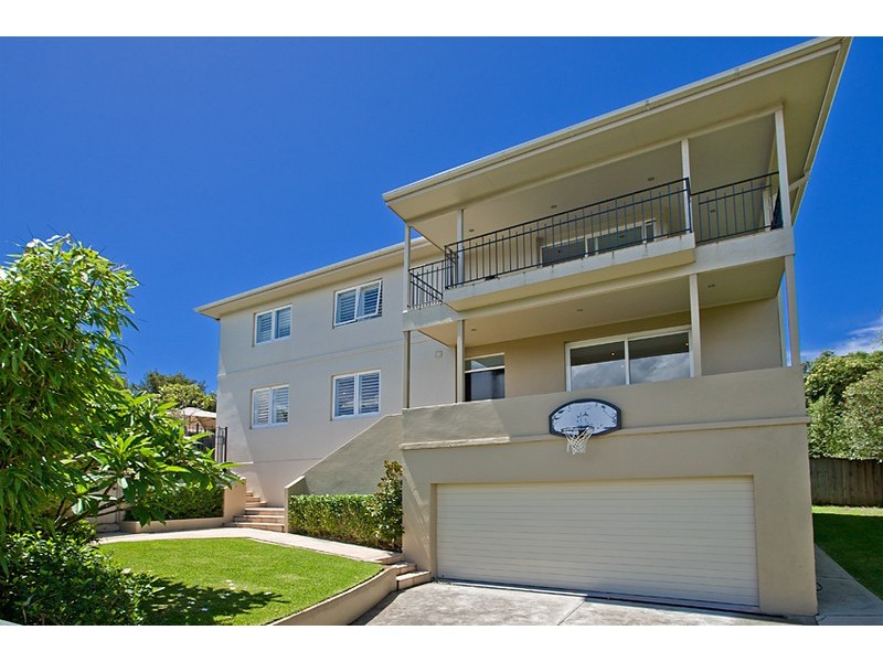 10 Aden Street, Seaforth NSW 2092