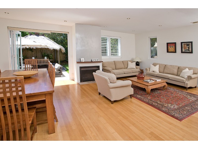 10 Aden Street, Seaforth NSW 2092