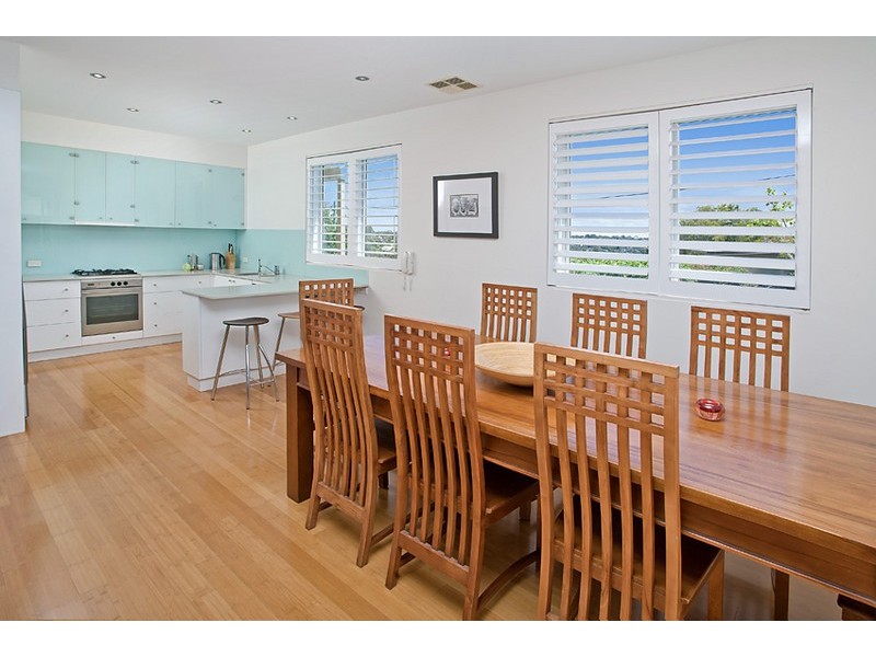 10 Aden Street, Seaforth NSW 2092