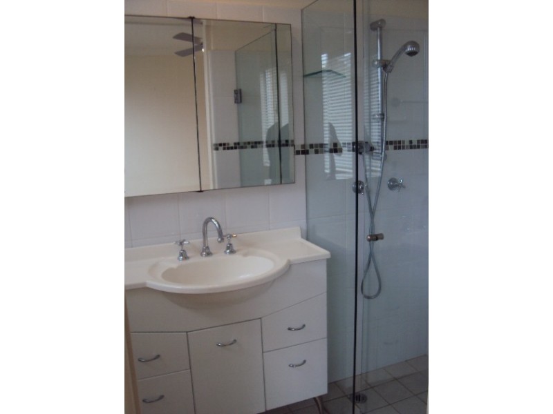 2/28 Lauderdale Ave, Fairlight NSW 2094