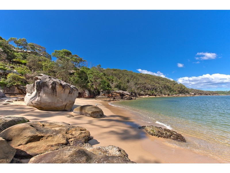 1 Barrabooka Street, Clontarf NSW 2093