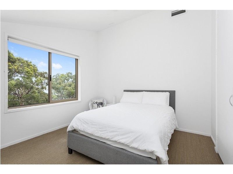 1 Barrabooka Street, Clontarf NSW 2093