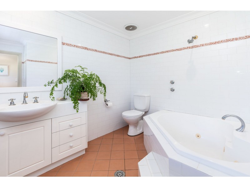 2/83 Wanganella Street, Balgowlah NSW 2093