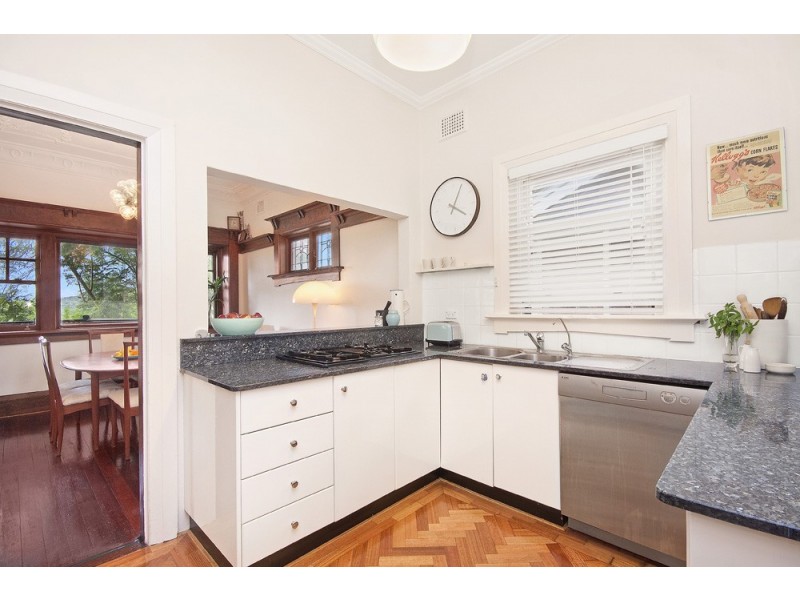 7 Clifford Ave, Fairlight NSW 2094