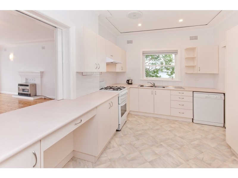 10 Harbour View Street, Clontarf NSW 2093