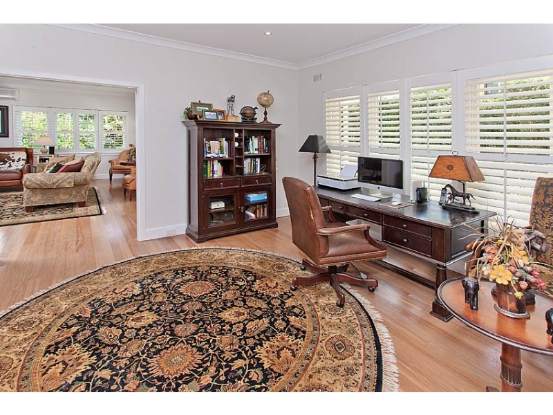 12 Monash Crescent, Clontarf NSW 2093