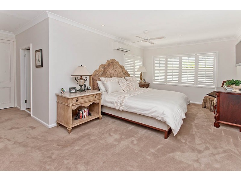 12 Monash Crescent, Clontarf NSW 2093