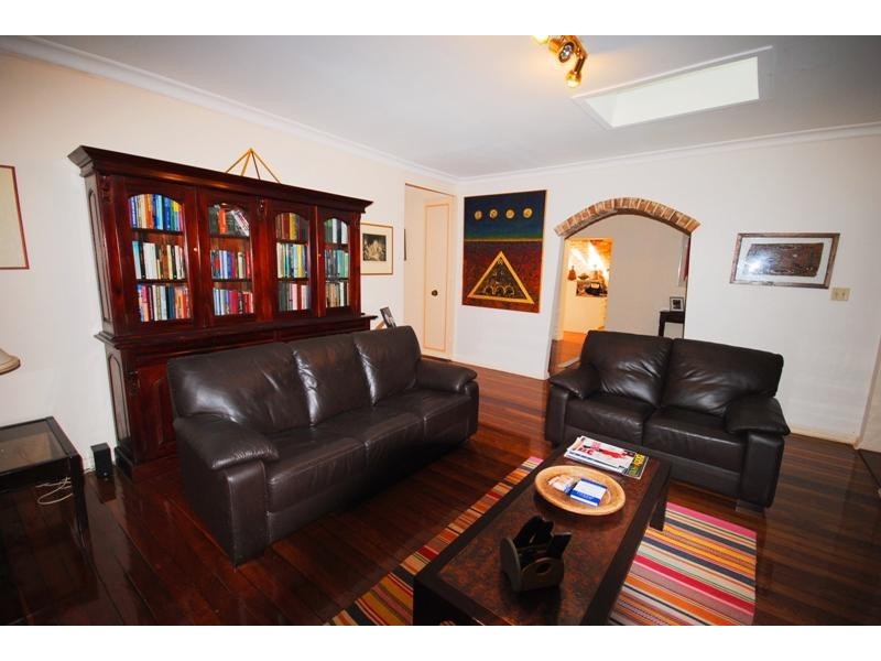 1 Holmes Avenue, Clontarf NSW 2093