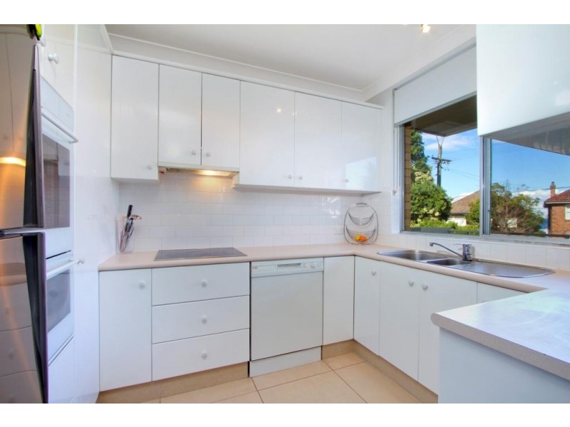 1/28 Lauderdale Ave, Fairlight NSW 2094