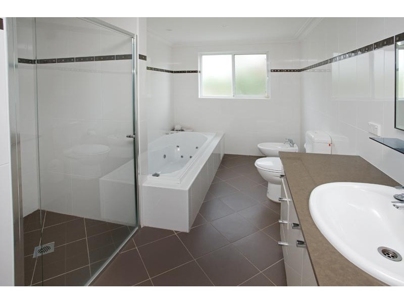 48 Edgecliffe Esplanade, Seaforth NSW 2092