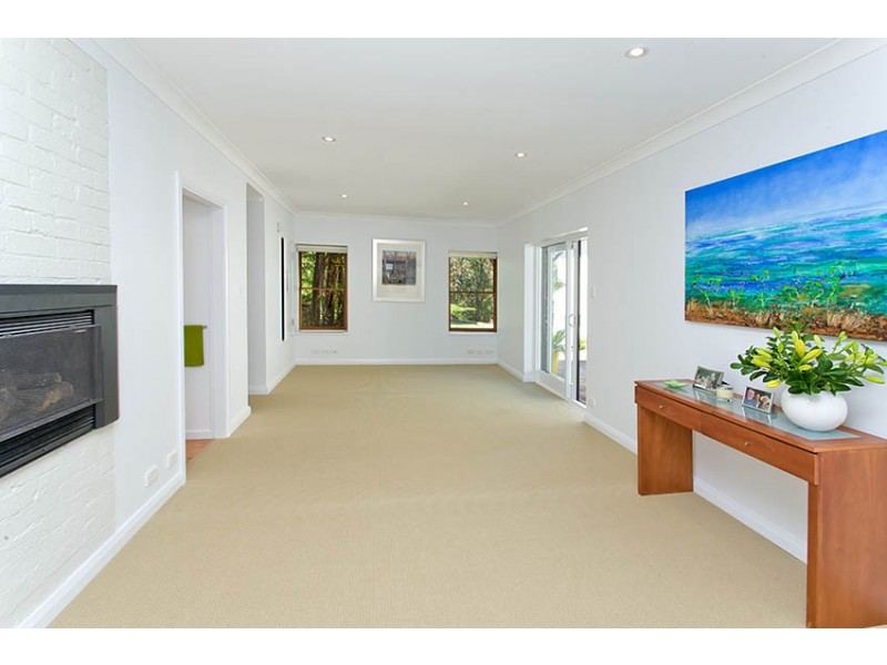 25 Waterview Street, Seaforth NSW 2092