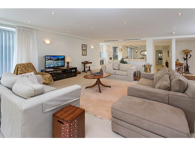 1/3 Cove Ave, Manly NSW 2095