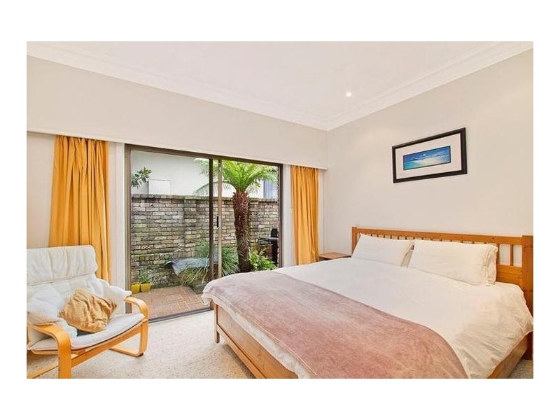 43 Wakehurst Parkway, Seaforth NSW 2092