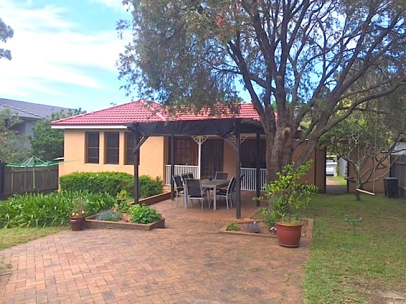 8 Arabanoo Street, Seaforth NSW 2092