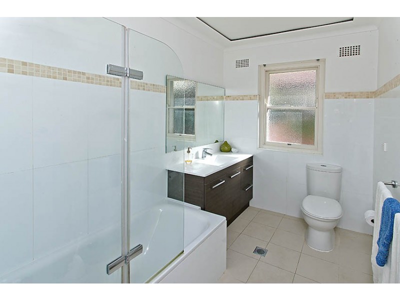 64 Peacock Street, Seaforth NSW 2092