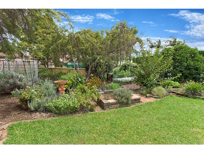 21 Clontarf Street, Seaforth NSW 2092