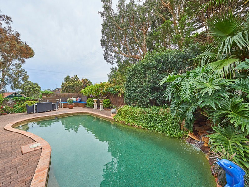 16 Harbourview Street, Clontarf NSW 2093