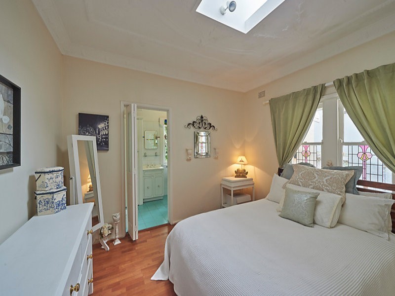 16 Harbourview Street, Clontarf NSW 2093