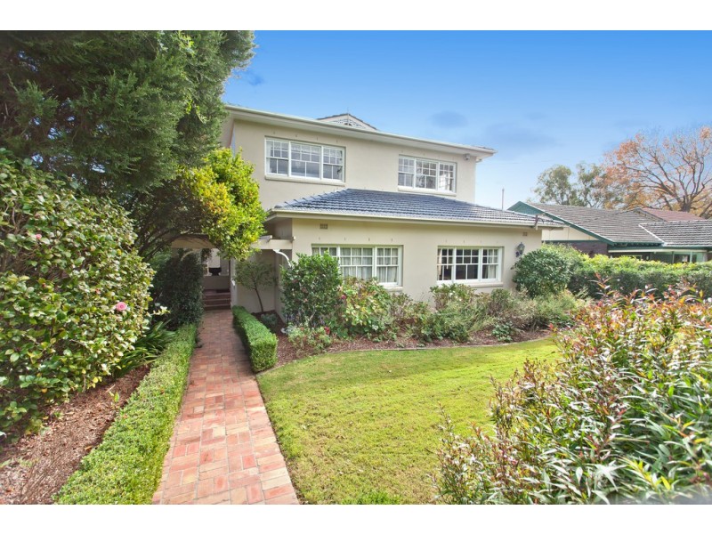 44 Park Ave, Roseville NSW 2069