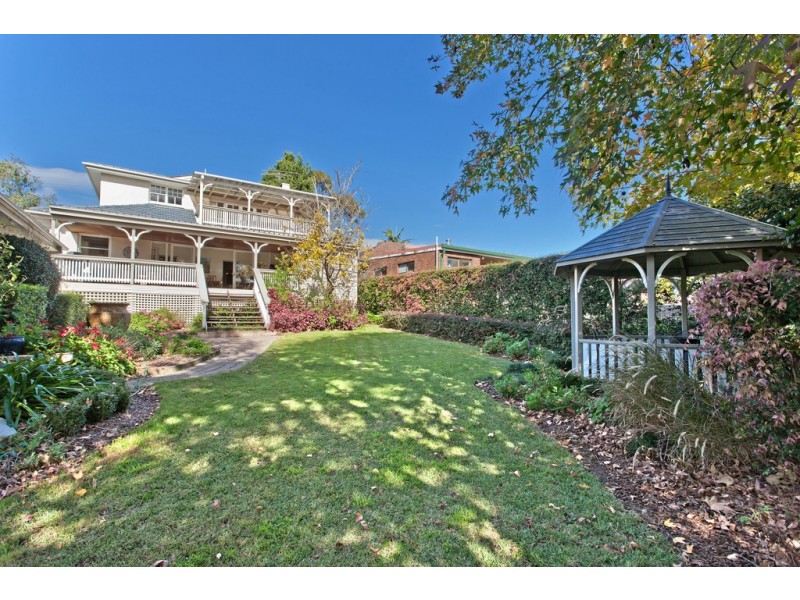 44 Park Ave, Roseville NSW 2069