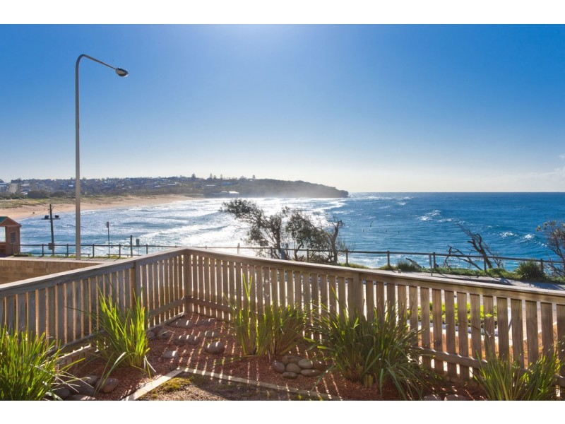 2/2-4 Beach Street, Curl Curl NSW 2096