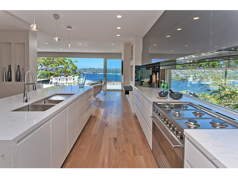 15 Moore Street, Clontarf NSW 2093