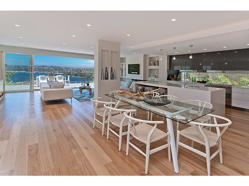 15 Moore Street, Clontarf NSW 2093