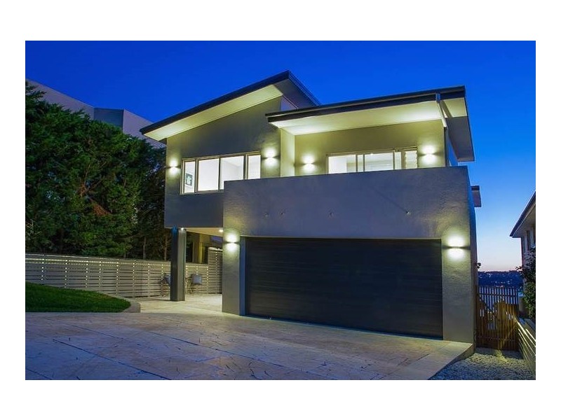 15 Moore Street, Clontarf NSW 2093