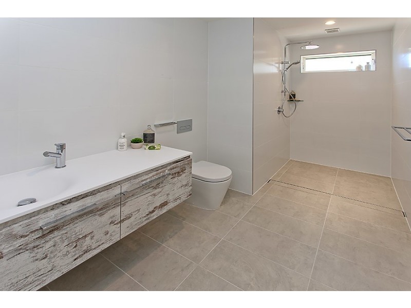 15 Moore Street, Clontarf NSW 2093