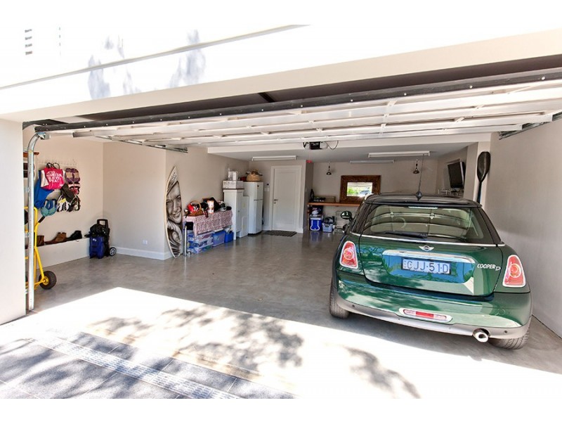 9 Moore Street, Clontarf NSW 2093