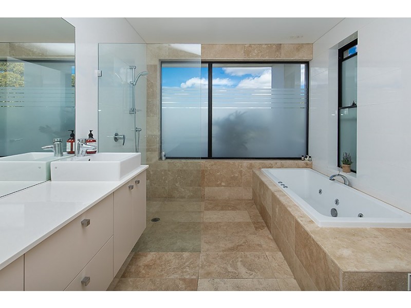 22 Alma Street, Clontarf NSW 2093