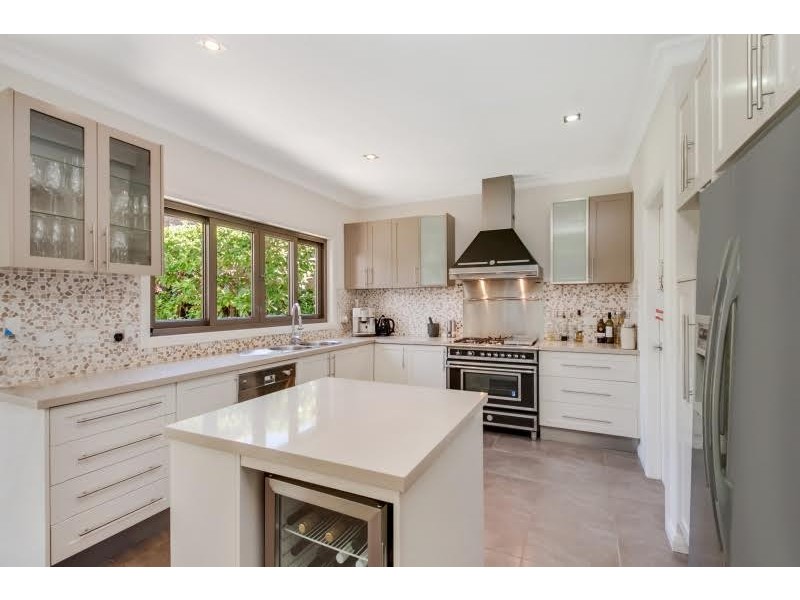 17 Robert Avenue, North Manly NSW 2100