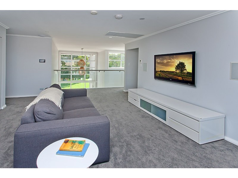 87 Ellery Parade, Seaforth NSW 2092