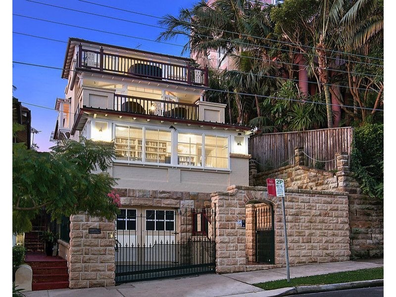 4 Warung Street, Mcmahons Point NSW 2060