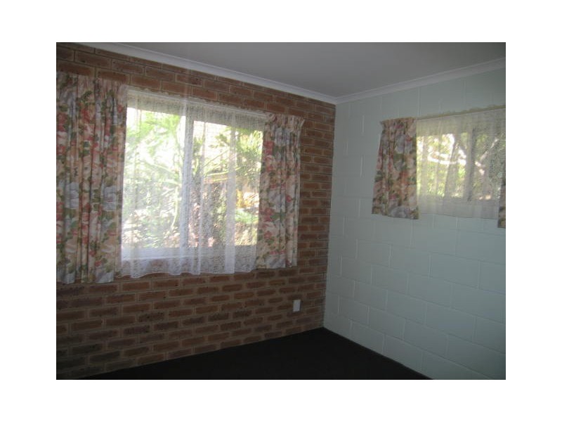 1/9 Sunhaven, Nambour QLD 4560