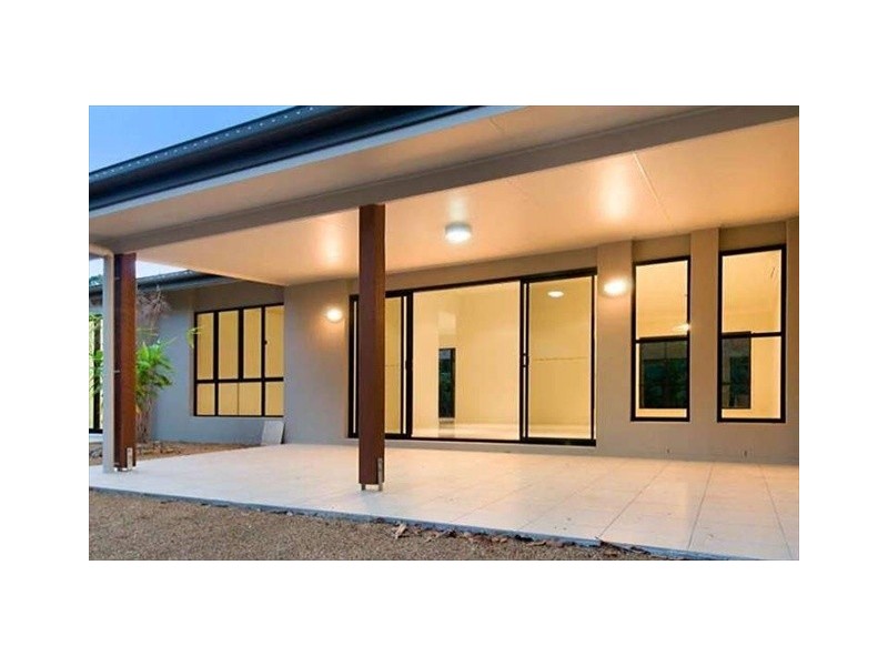 15 McLean Place, Nambour QLD 4560