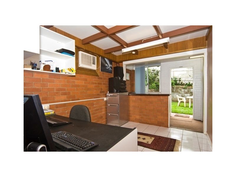 33 Netherton Street, Nambour QLD 4560