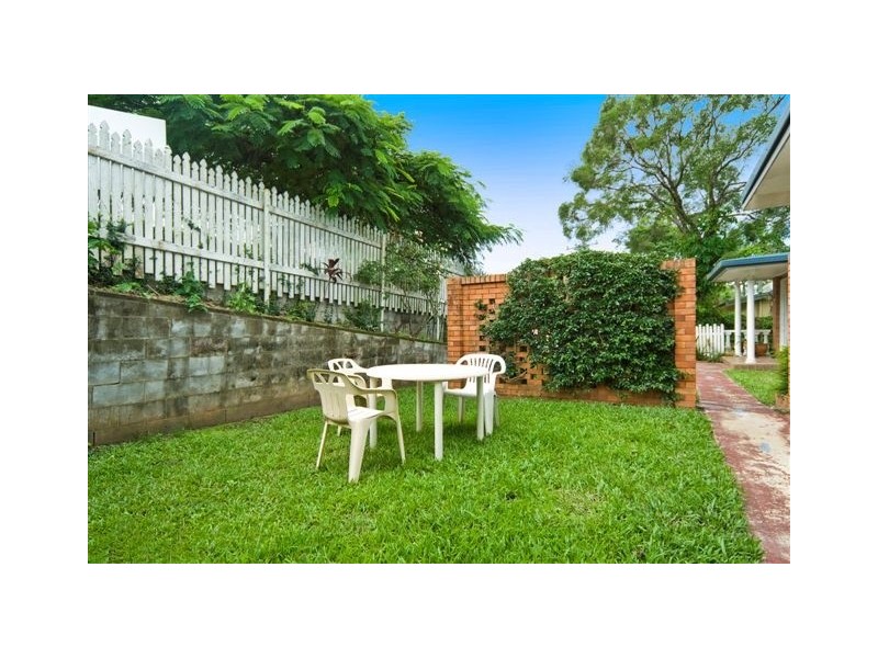 33 Netherton Street, Nambour QLD 4560