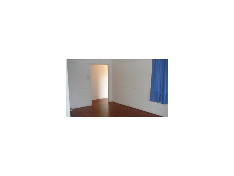 2 Aspland Street, Nambour QLD 4560
